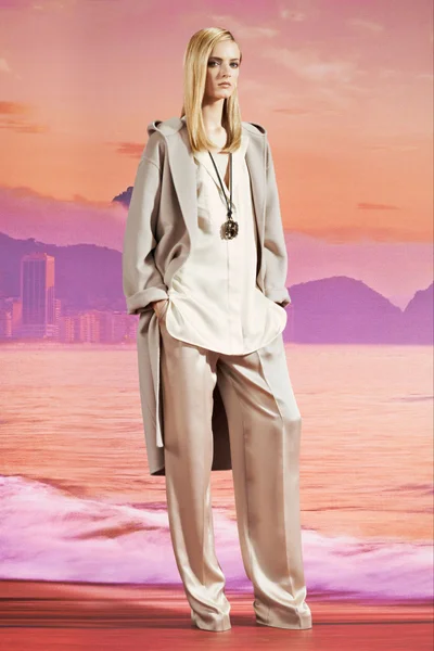Look 7